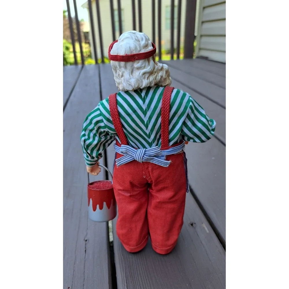 Clothtiques Possible Dreams Santa  Figurine 